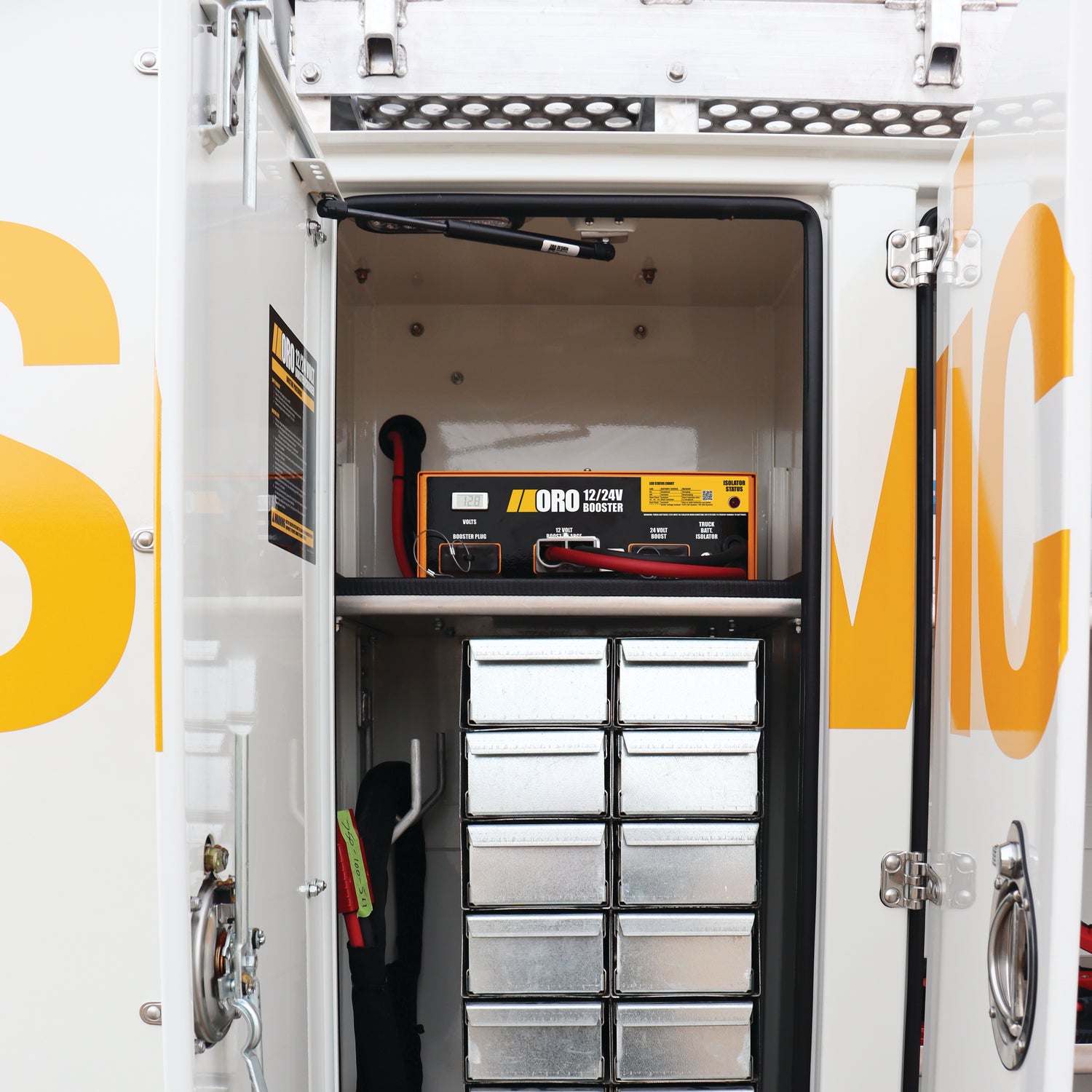 ORO Truck Accessories | 12/24 Volt Booster