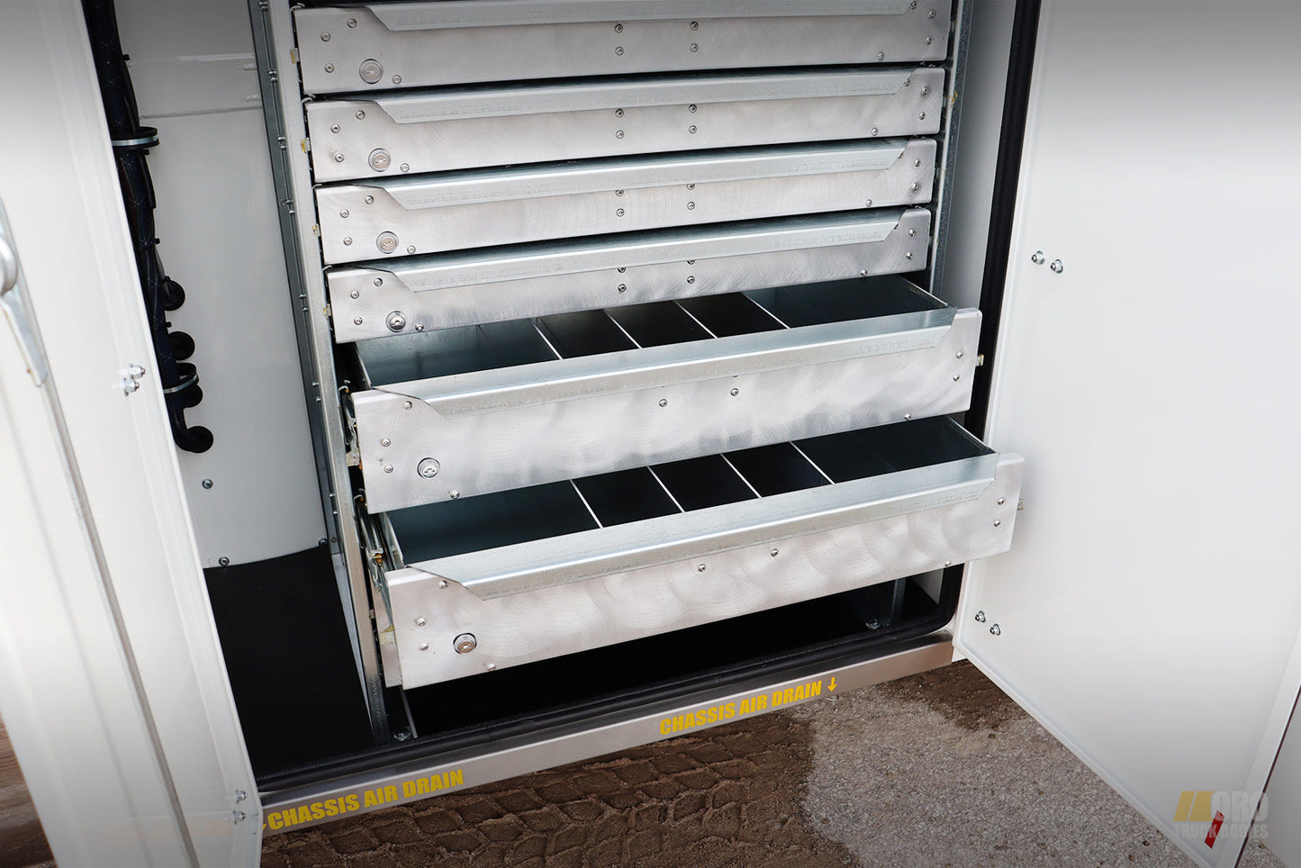 ORO HD Drawer Set | 22.63H x 34W x 15D | 3 1/2 Riser | 4 Drawer | 750-475-019