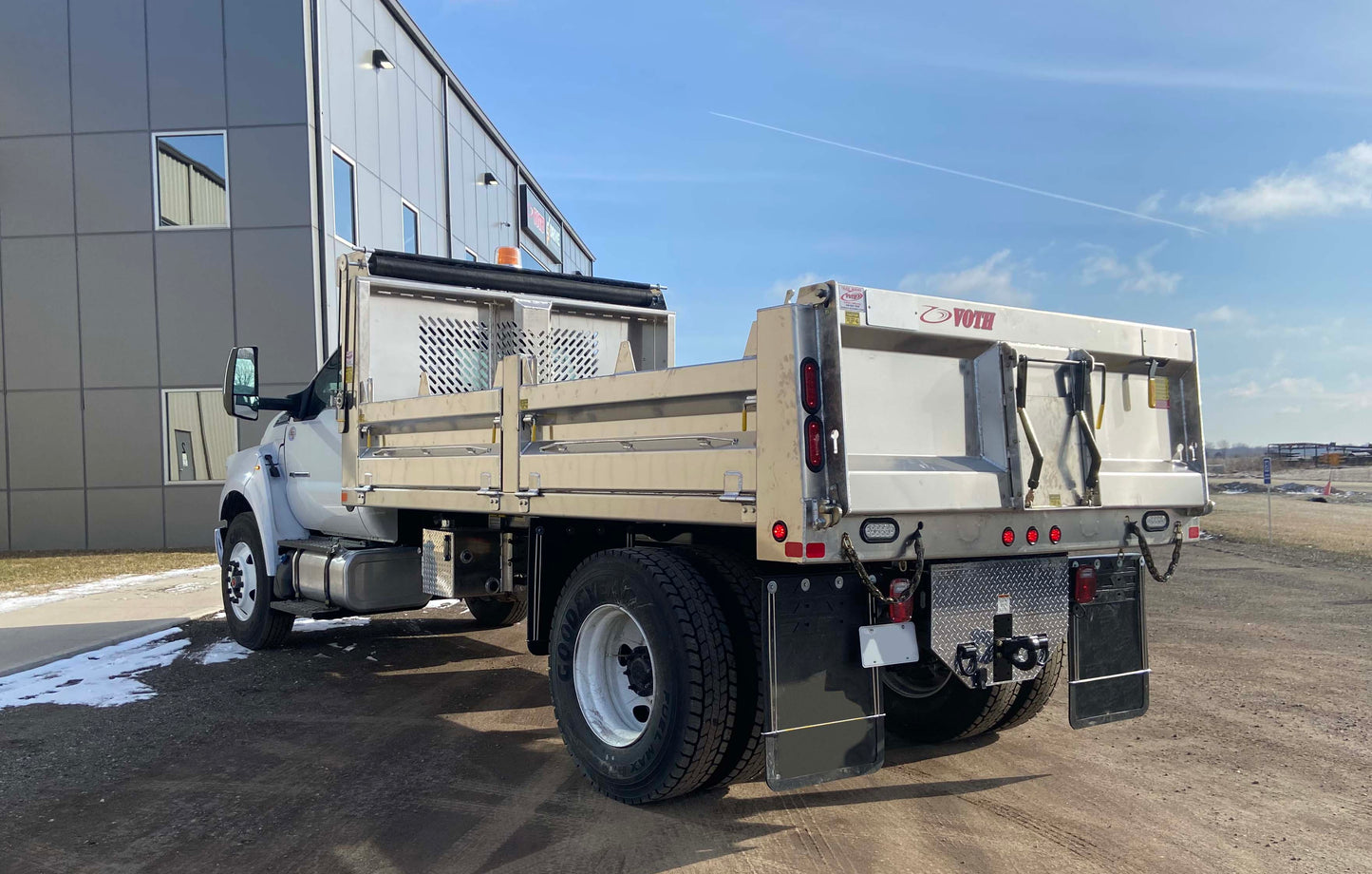 VOTH Unibody Dump Series